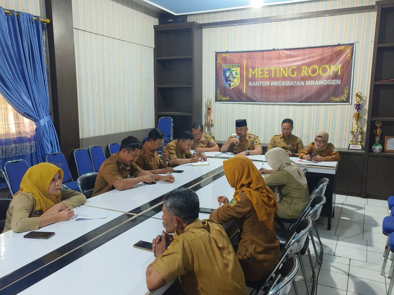 RAPAT STAF KECAMATAN MRANGGEN